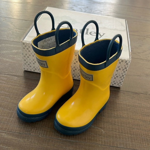 HATLEY Classic Baby Rain Boots (Yellow / Navy) (Size 4c) - Picture 1 of 11